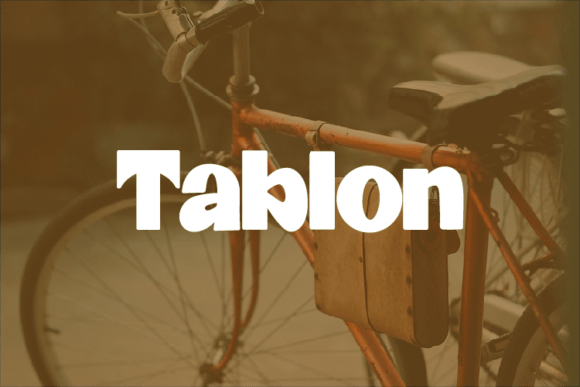Tablon: A Modern Display Typeface for Campaign Readability